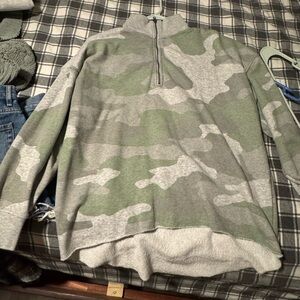aerie Camouflage Sweater - Green and Gray